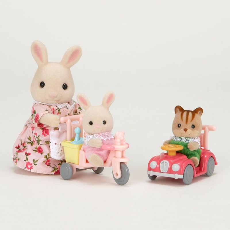 5040_Sylvanian_Families_Carrinho_de_Brincar_do_Bebe_Epoch_1
