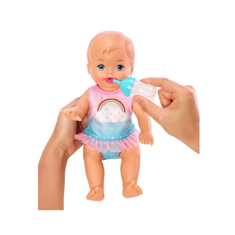 FKD02_Boneca_Little_Mommy_Faz_Xixi_Deluxe_Vestido_Arco-Iris_Mattel_2