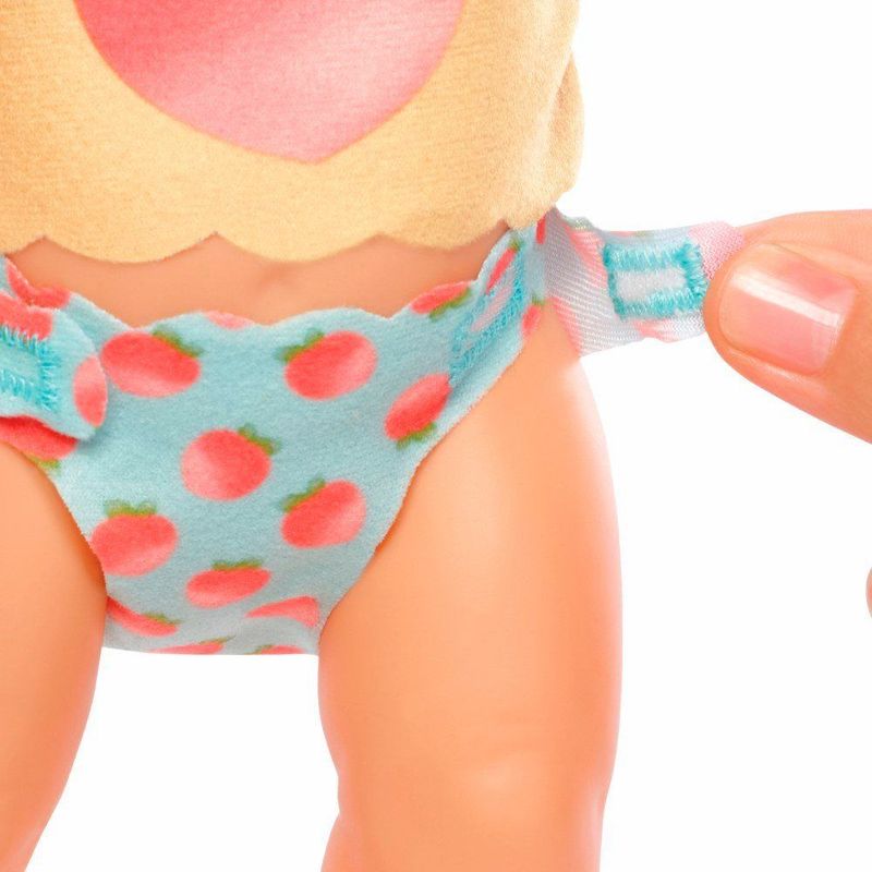 FLB72_Boneca_Little_Mommy_Hora_de_Trocar_a_Fralda_Mattel_2