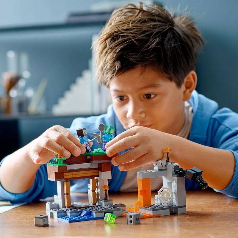 LEGO_Minecraft_A_Mina_Abandonada_21166_8