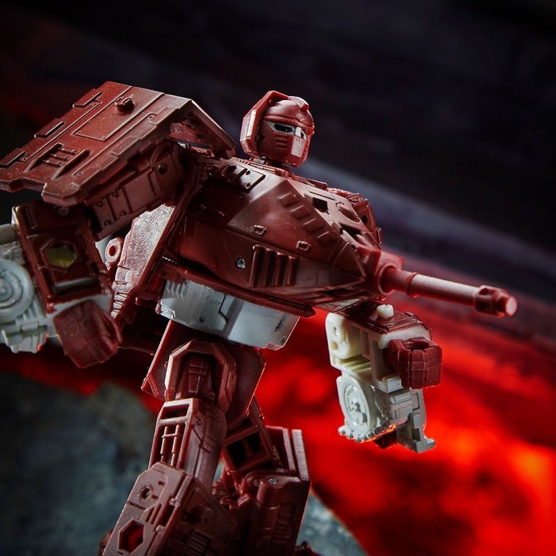 F0671-Figura-Transformavel-Transformers-Generations-War-for-Cybertron-Kingdom-Deluxe-Warpath-Hasbro-9