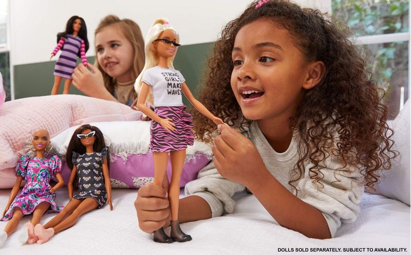Boneca-Barbie-Fashionista-com-Estojo----140---Mattel--9-