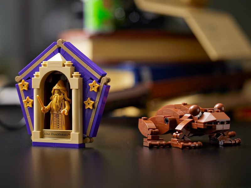 LEGO-Harry-Potter---Icones-de-Hogwarts---Edicao-de-Colecionador---76391--10-
