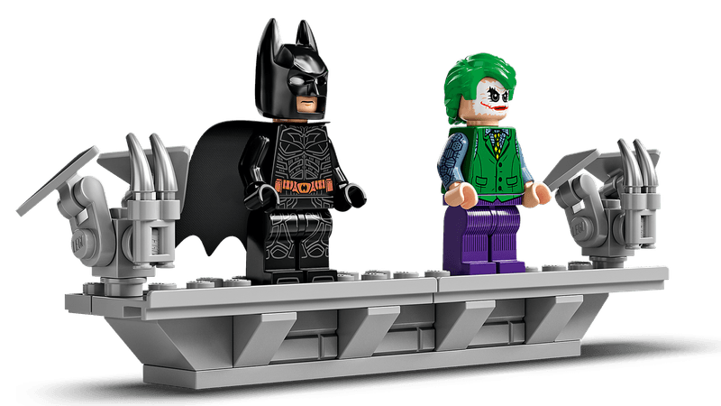 LEGO-Batman---Batmovel-Tumbler-6