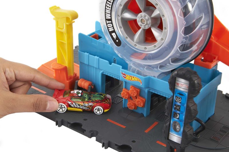 HDP02---Conjunto-de-Pista-com-Carrinho---Hot-Wheels-City---Super-Loja-de-Pneus-5