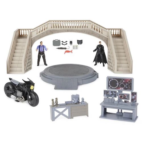 Playset com Figura e Veículo - Batcaverna - Pinguim e Batman - The Batman - Sunny