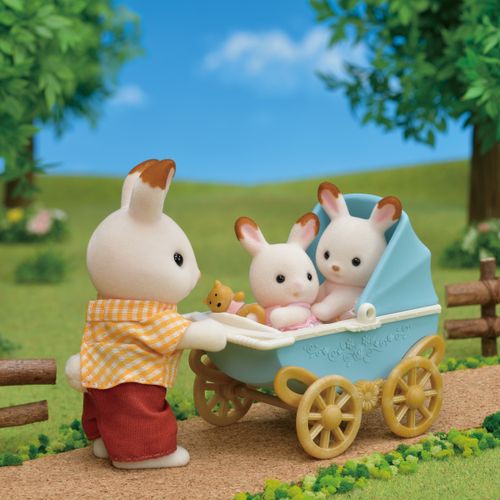 Sylvanian Families - Bebês Gêmeos Coelho Chocolate e Carrinho de Bebê - Epoch