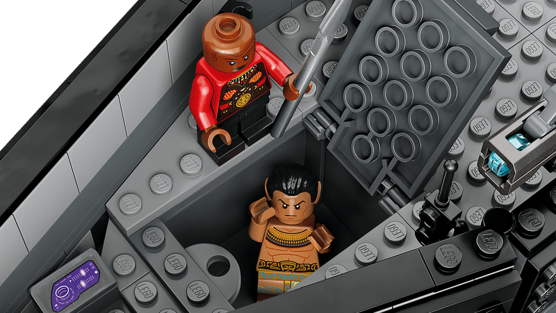6-LEGO-Marvel---Pantera-Negra---Guerra-na-Agua---76214