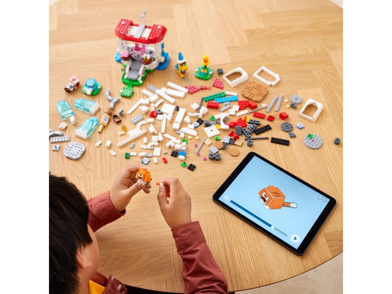 7-LEGO-Super-Mario---Pacote-de-Expansao-Traje-Peach-Gata-e-Torre-Gelada---71407