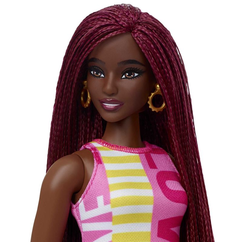 Boneca-Barbie-Fashionista-com-Estojo---Vestido-Love---Cabelos-Trancados---Negra---186---Mattel-2