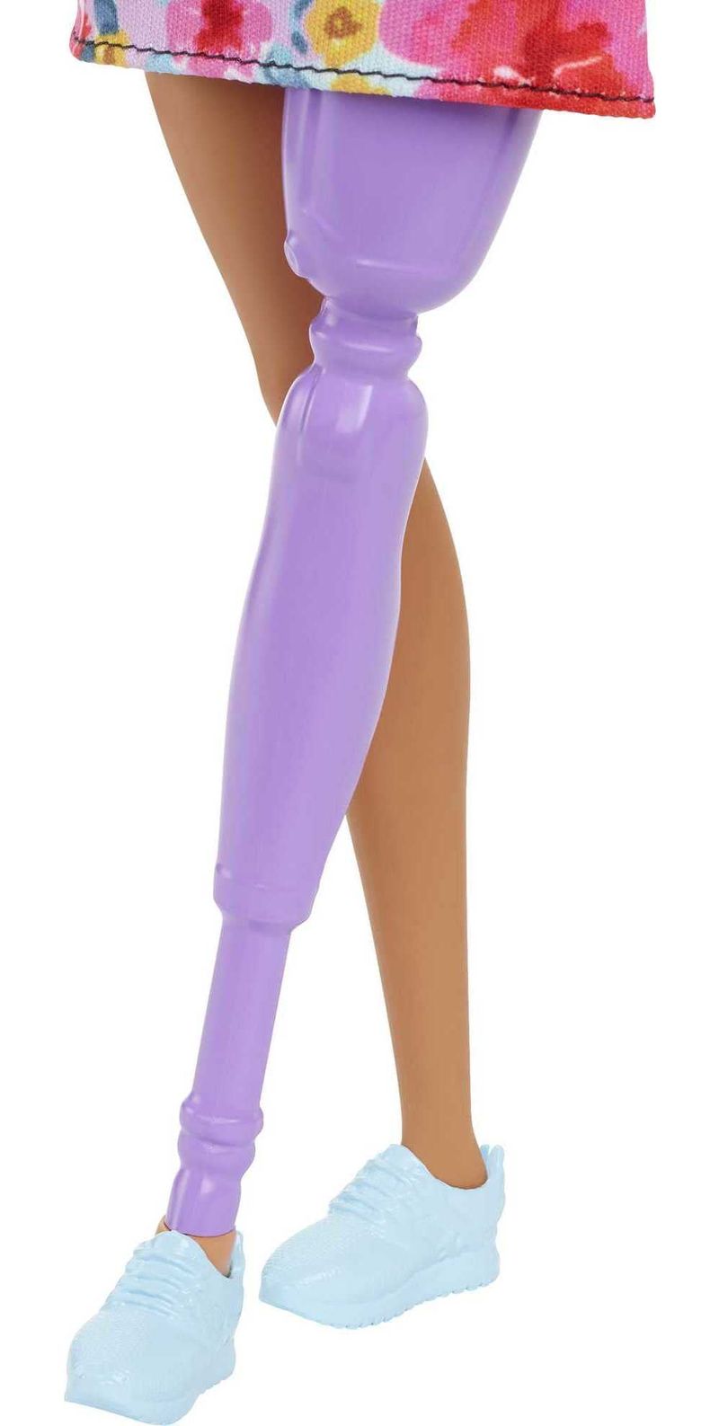Boneca-Barbie-Fashionista-com-Estojo---Cabelo-Rosa-e-Perna-com-Protese---189---Mattel-4