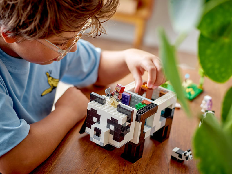 LEGO-Minecraft---O-Refugio-do-Panda---21245-8