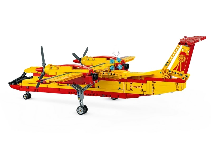 4-LEGO-Technic---Aviao-de-Combate-ao-Fogo---42152