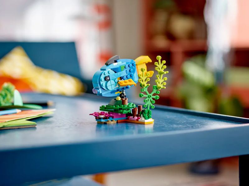 LEGO-Creator-3-em-1---Papagaio-Exotico---31136--10-