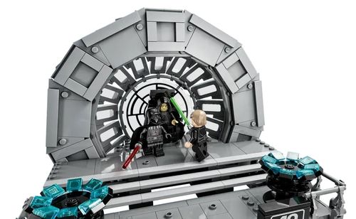 LEGO Star Wars - Diorama da Sala do Trono do Imperador - 807 Peças - 75352