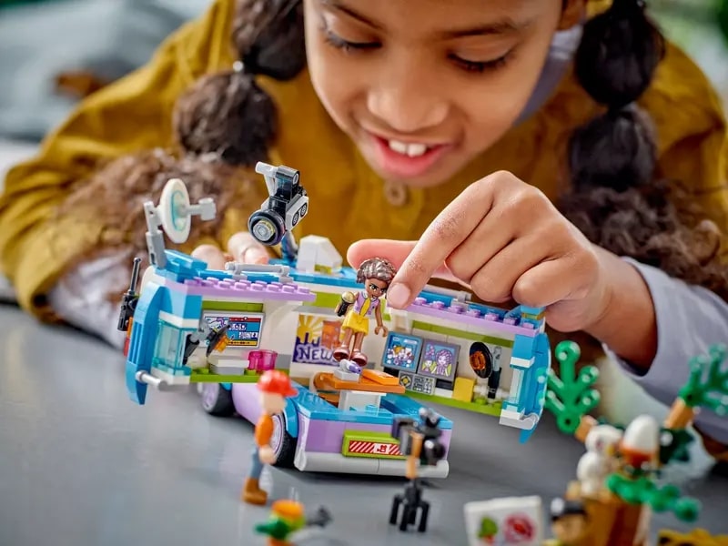 LEG41749---LEGO-Friends---Van-da-Imprensa---446-Pecas---41749-8