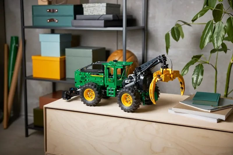 LEG42157---LEGO-Technic---Trator-Florestal-John-Deere-948L-II---1492-Pecas---42157-9