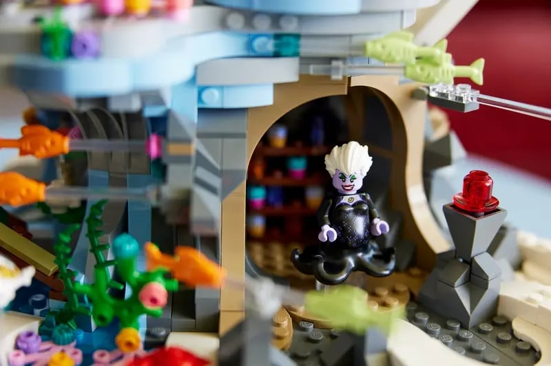 LEG43225---LEGO-Disney---Concha-Real-da-Pequena-Sereia---1808-Pecas---43225-12