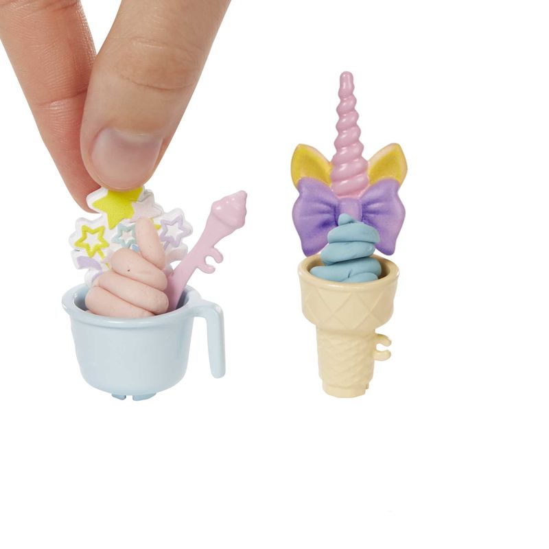 InkedBoneca-Barbie-com-Acessorios---Sorveteria---Profissoes---Mattel-4