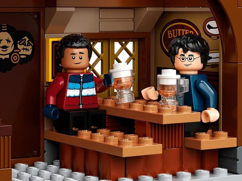 LEG76388---LEGO-Harry-Potter---Visitando-a-Aldeia-Hogsmeade---851-Pecas---76388-6