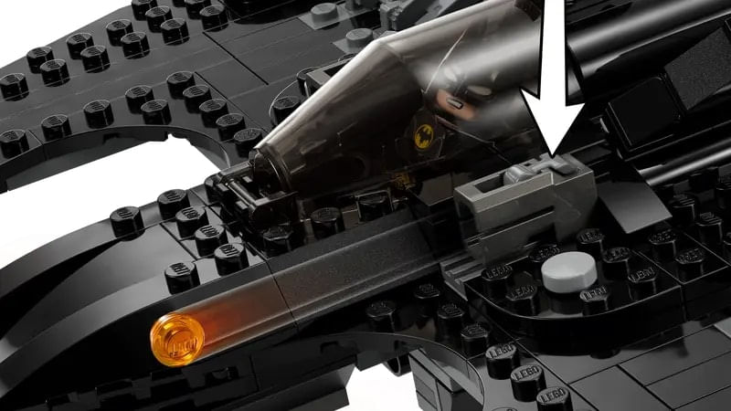 LEG76265---LEGO-Batman---Batwing-Batman-vs-Coringa---357-Pecas---76265-4