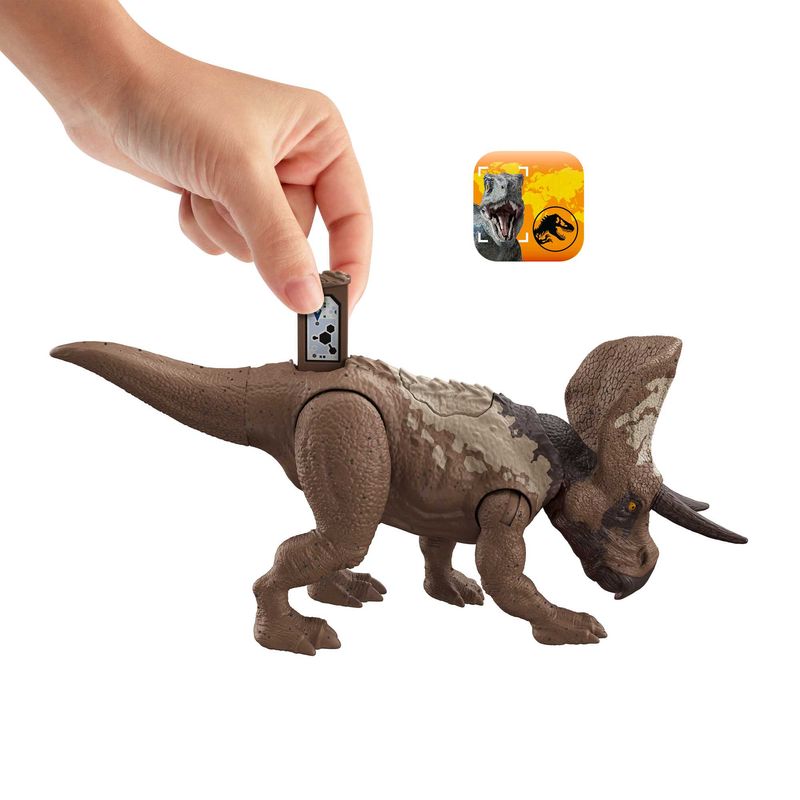 MATHLN63-HLN66---Dinossauro-Articulado---Zuniceratops---Strike-Attack---5