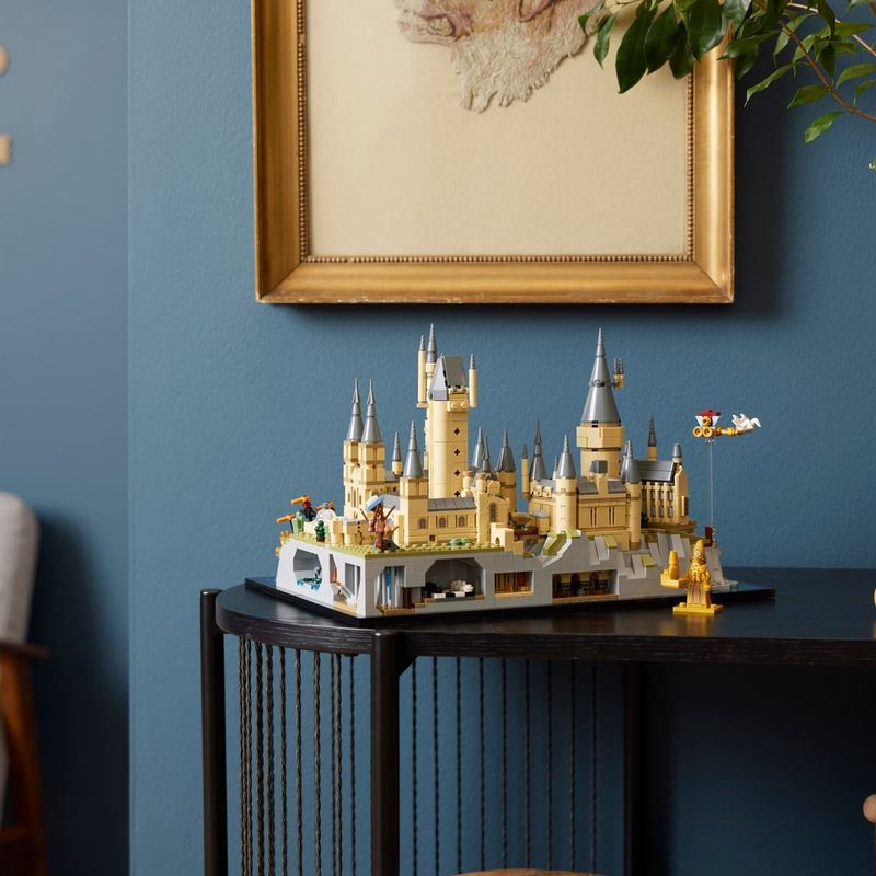 LEGO-Harry-Potter---Castelo-e-Terrenos-de-Hogwarts---2660-Pecas---76419-13