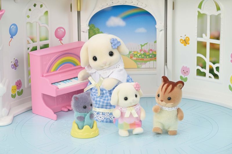 EPO5743---Sylvanian-Families---Castelo-Ensolarado-Jardim-da-Infancia---Epoch-4