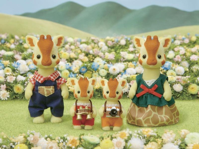 EPO5639---Sylvanian-Families---Familia-das-Girafas---Epoch-4