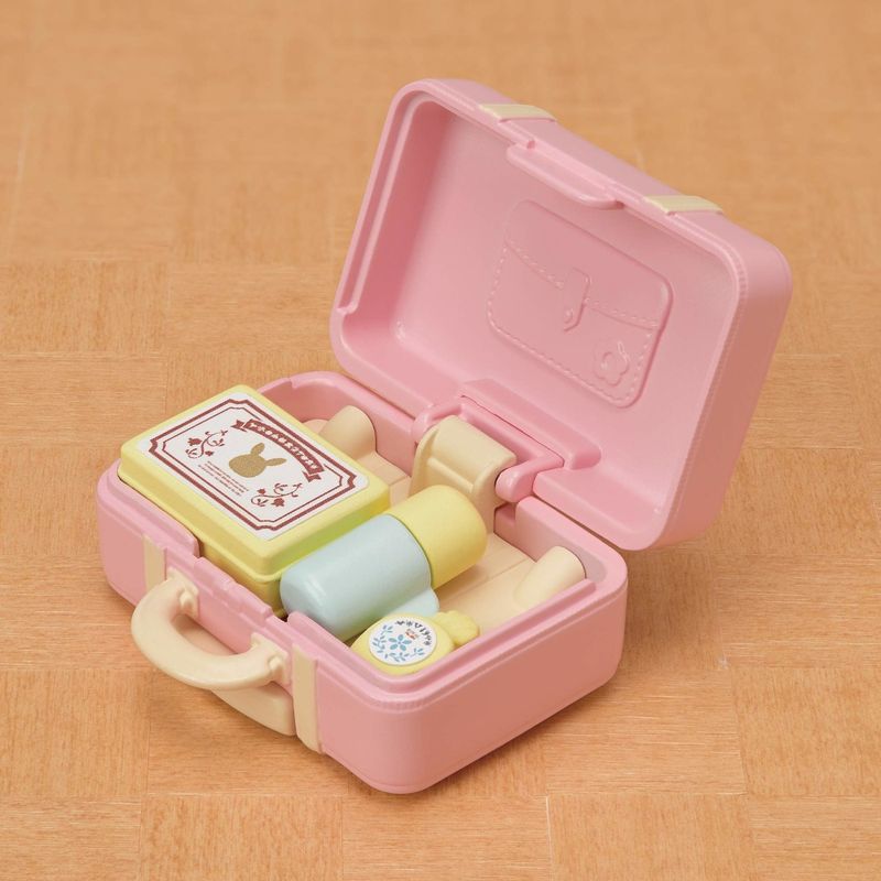 EPO5641---Sylvanian-Families---Mamae-Coelho-Neve---Conjunto-Viagem-Final-de-Semana---Epoch-7