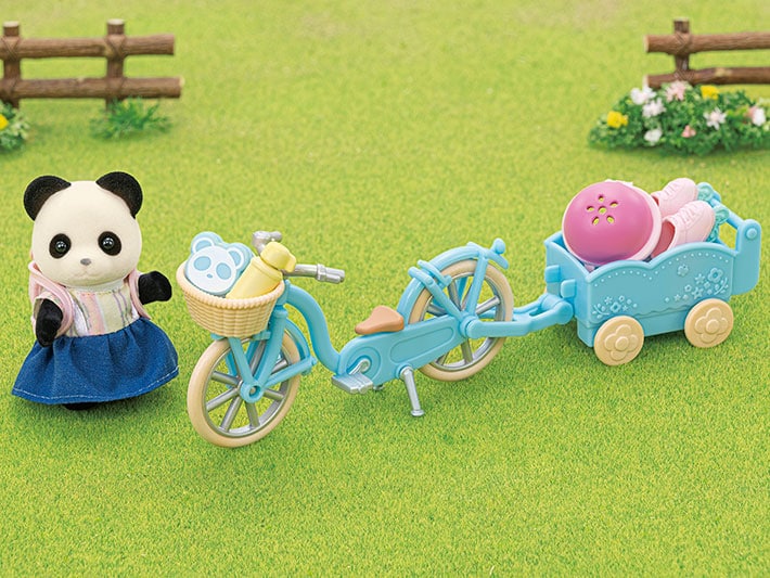 EPO5652---Sylvanian-Families---Menina-Panda---Conjunto-Bicicleta-e-Patim---Epoch-4