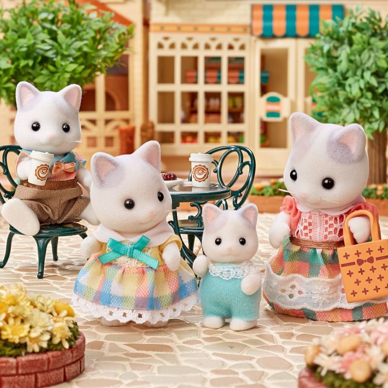 EPO5738---Sylvanian-Families---Familia-dos-Gatos-de-Leite---Epoch-3