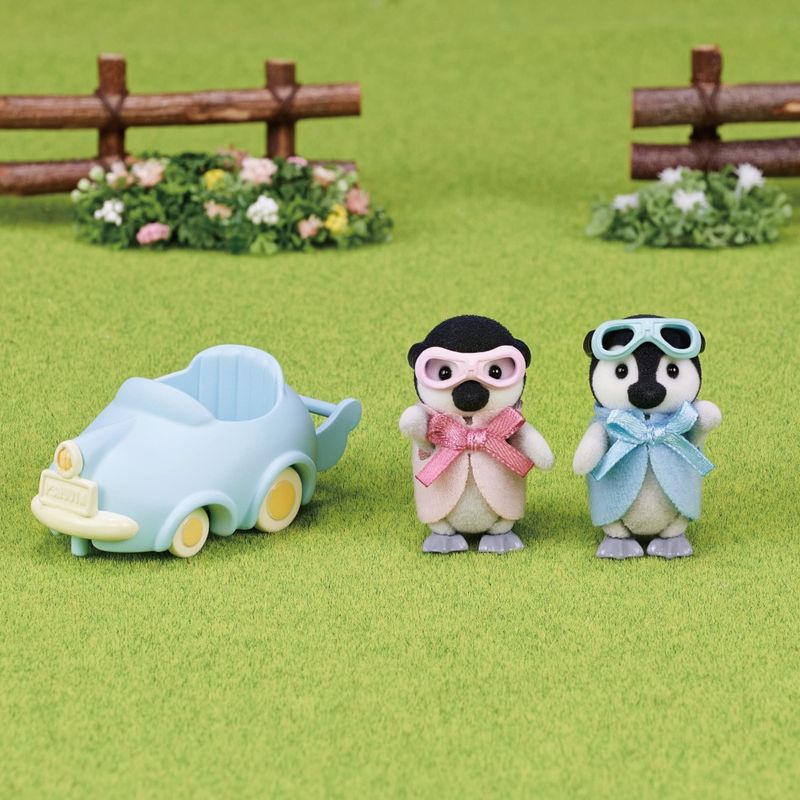 EPO5695---Sylvanian-Families---Carrinho-de-Brincar-dos-Bebes-Pinguins---Epoch-4