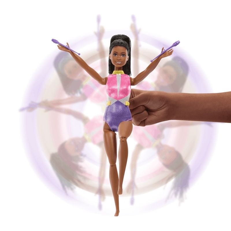 MATHVM10---Boneca-Barbie-com-Acessorios---Conjunto-de-Ginastica---Brooklyn---Mattel-4