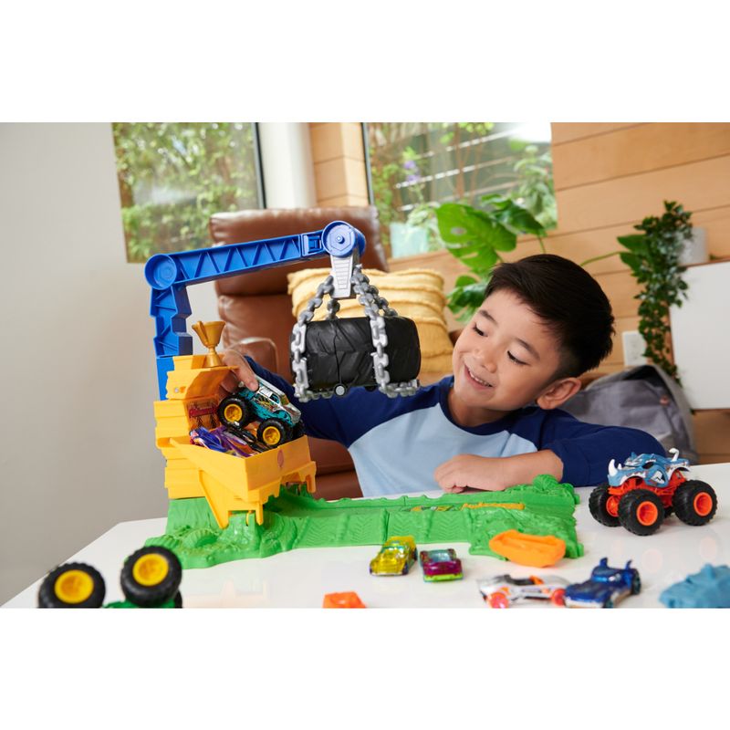 MATHTP18---Pista-Hot-Wheels-com-Carrinho---Arena-de-Demolicao-Reta-na-Selva---Monster-Trucks---Mattel-5