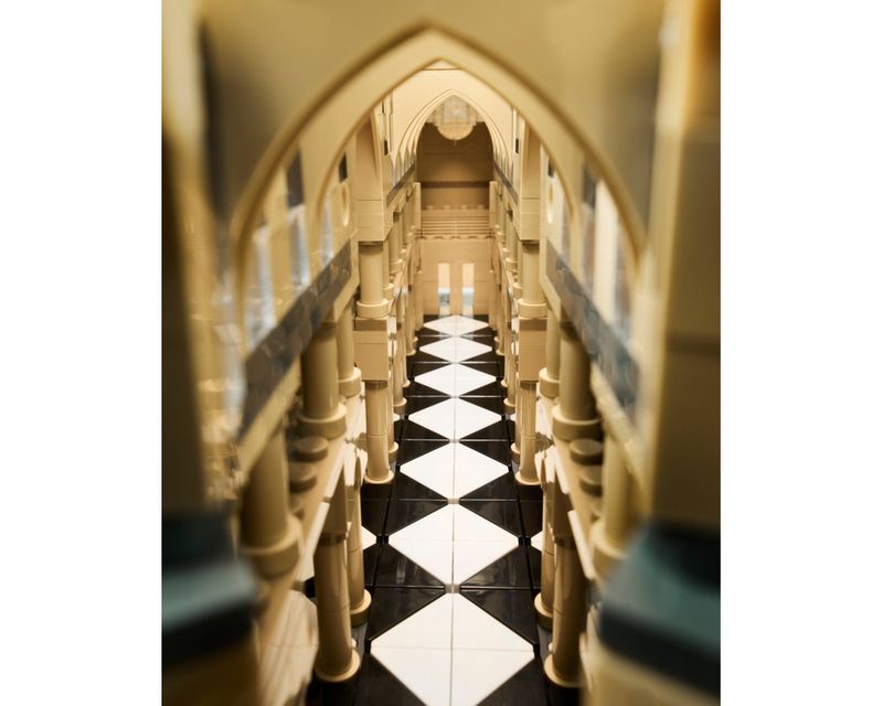 LEG21061---LEGO-Architecture---Notre-Dame-de-Paris---4383-Pecas---21061-9