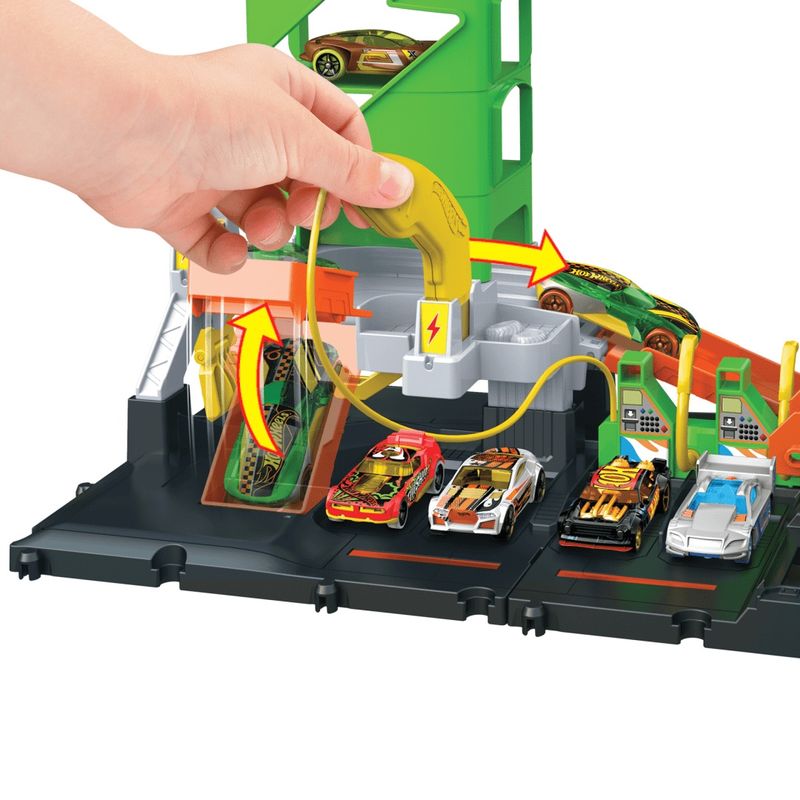 MATHTN79---Pista-com-Carrinho-Hot-Wheels---Posto-de-Combustivel-Super-Recarga---Mattel-4