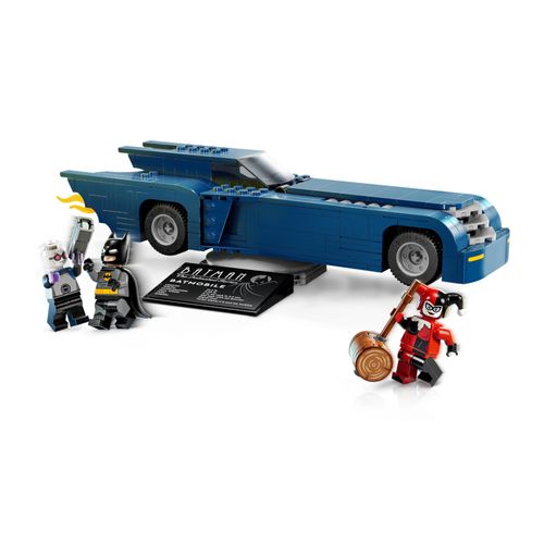LEGO Batman - Batman com o Batmóvel vs. Harley Quinn e Mr. Freeze - 435 Peças - 76274