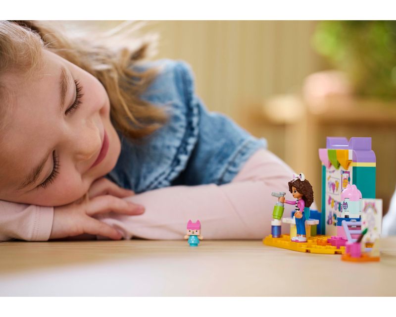 LEG10795---LEGO-Casa-da-Gabby---Artesanato-com-Baby-Box---60-Pecas---10795-6