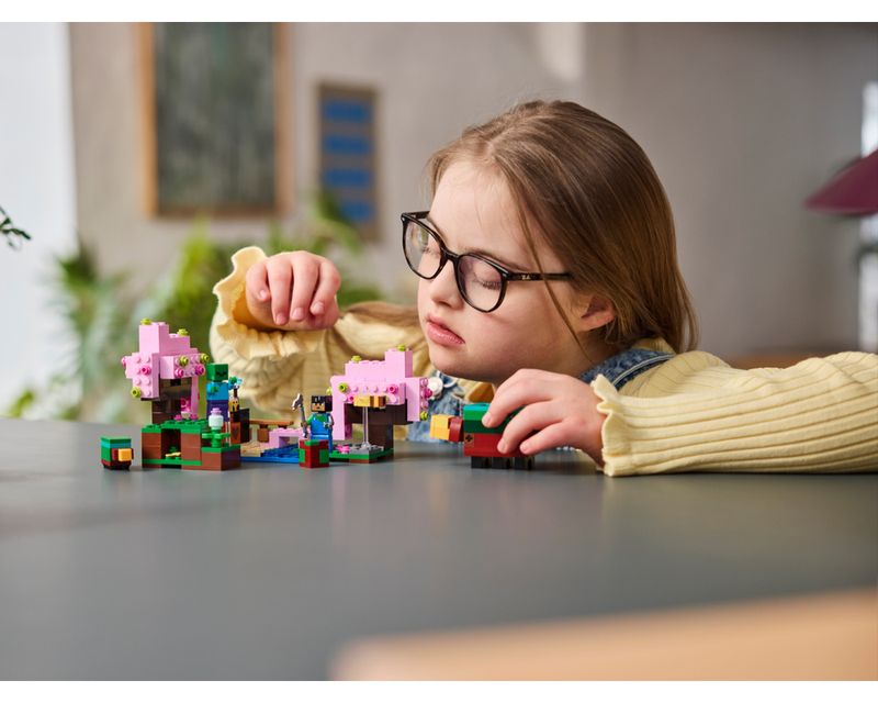 LEG21260---LEGO-Minecraft---O-Jardim-da-Flor-de-Cerejeira---304-Pecas---21260-8