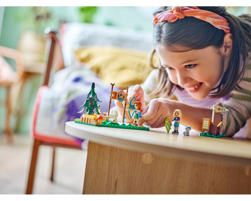 LEG42622---LEGO-Friends---Treino-com-Arco-do-Acampamento-de-Aventura---157-Pecas---42622-9