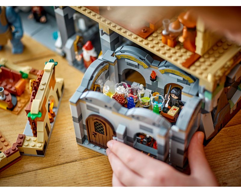 LEG76435---LEGO-Harry-Potter---Castelo-de-Hogwarts-O-Salao-Principal---1732-Pecas---76435-8