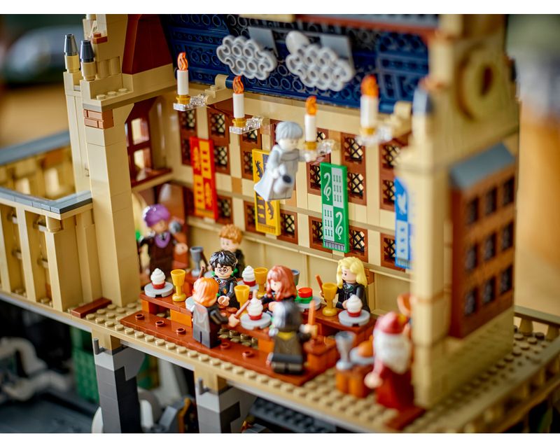 LEG76435---LEGO-Harry-Potter---Castelo-de-Hogwarts-O-Salao-Principal---1732-Pecas---76435-9