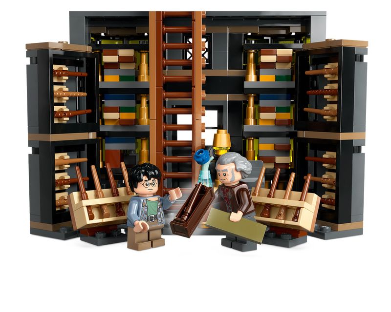 LEG76439---LEGO-Harry-Potter---Olivaras-e-as-Vestes-de-Madame-Malkin---744-Pecas---76439-4