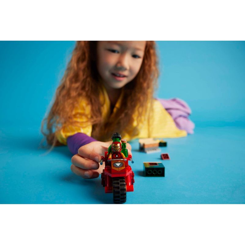LEG76287---LEGO-Marvel---Homem-de-Ferro-com-Bicicleta-e-o-Hulk---68-Pecas---76287-8