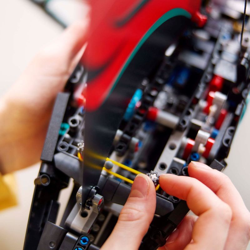 LEG42174---LEGO-Technic---Veleiro-AC75-da-Emirates-Team-New-Zealand---962-Pecas---42174-8