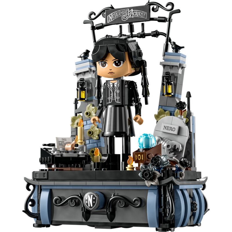 LEG76780---LEGO-Wednesday---Figura-da-Wandinha-Addams---702-Pecas---76780-2.jpg