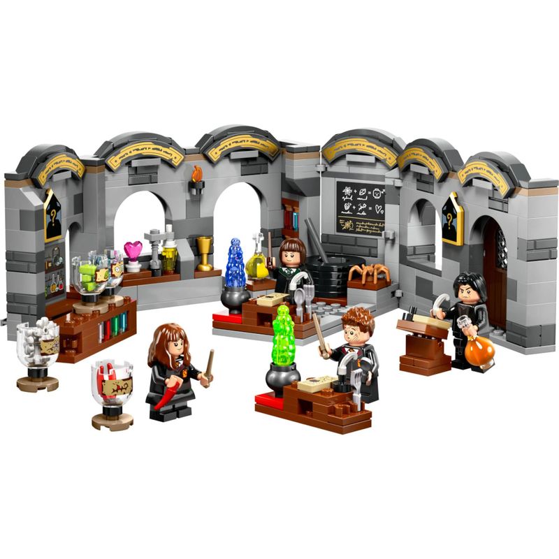LEG76431 - LEGO Harry Potter - Castelo de Hogwarts aula de pocoes - 397 Pecas - 76431 2.jpg