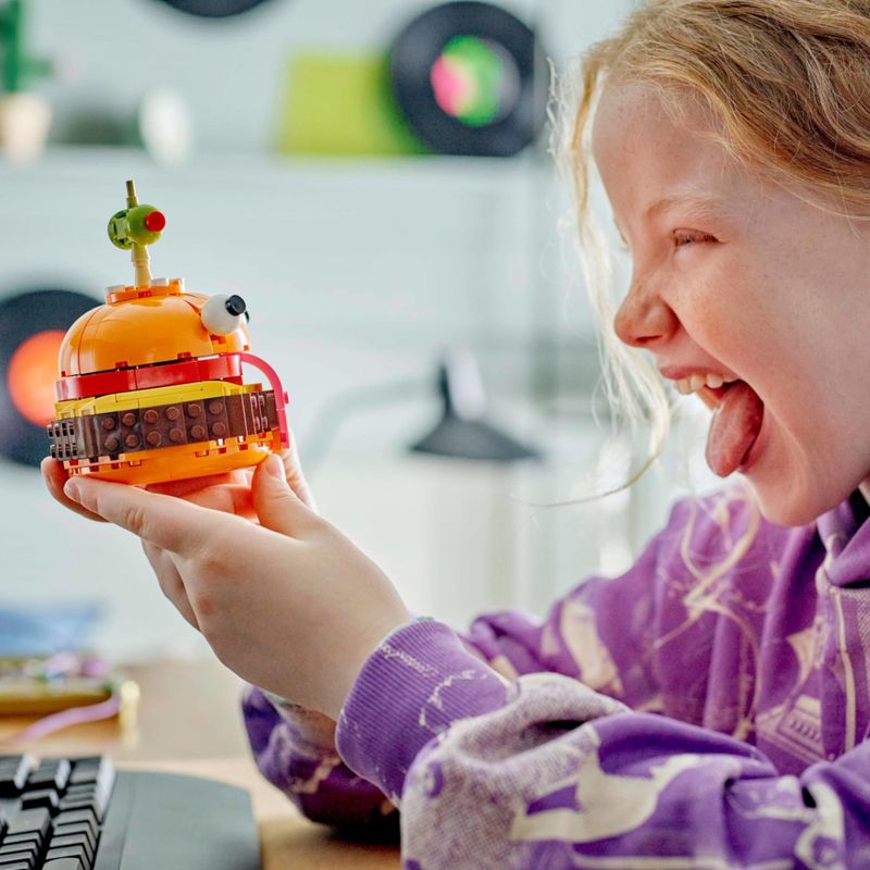 LEG77070 - LEGO Fortnite - Durrr Burguer - 193 Pecas - 77070 7.jpg