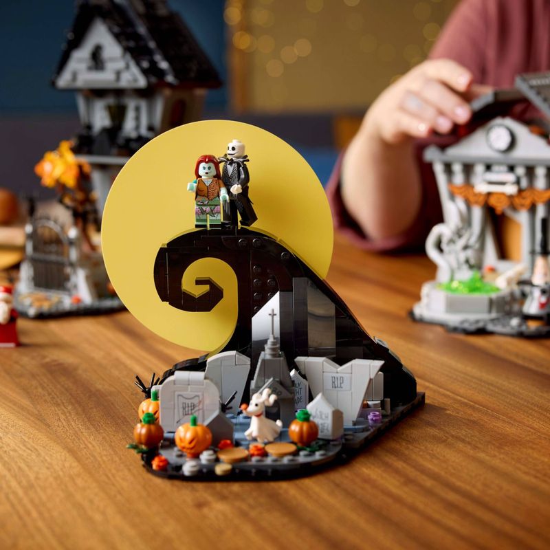 LEG21351 - LEGO Ideas - Tim Burton O Estranho Mundo de Jack - 2193 Pecas - 21351 6.jpg